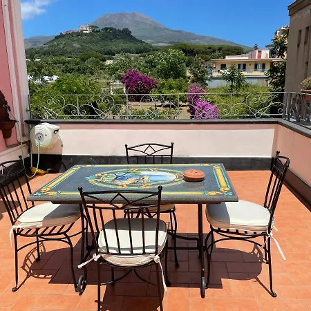 Aura Torre del Greco